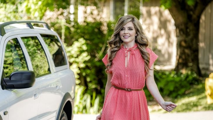 Photo from the movie Eat, Play, Love