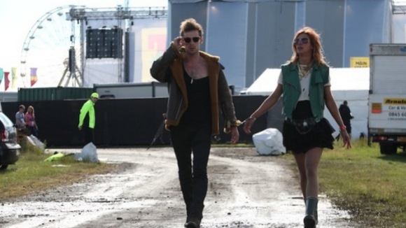 Photo from the movie Tonight You're Mine