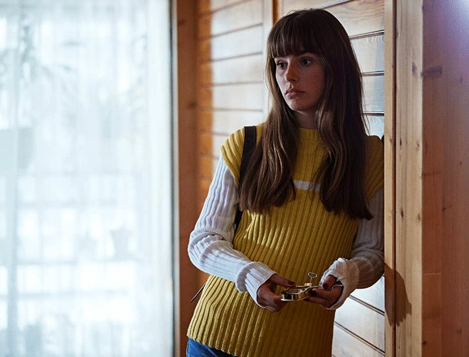 Photo from the movie Barracuda Queens