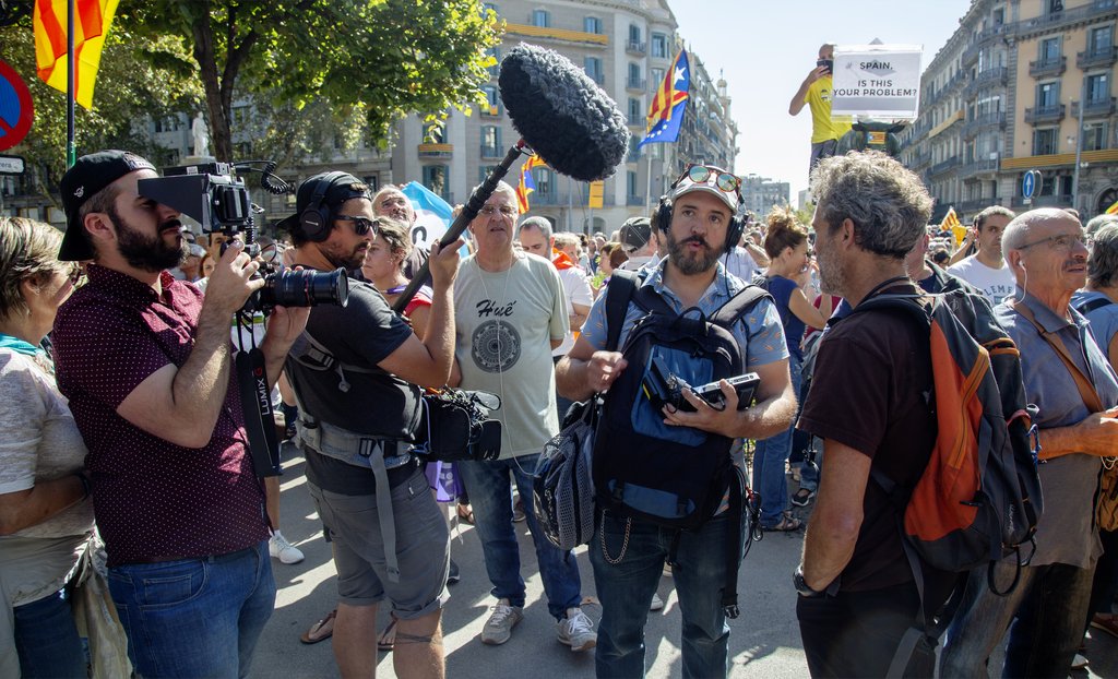 Photo from the movie And with a Smile, the Revolution!