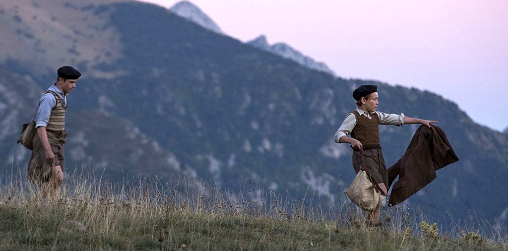 Photo from the movie A Bag of Marbles