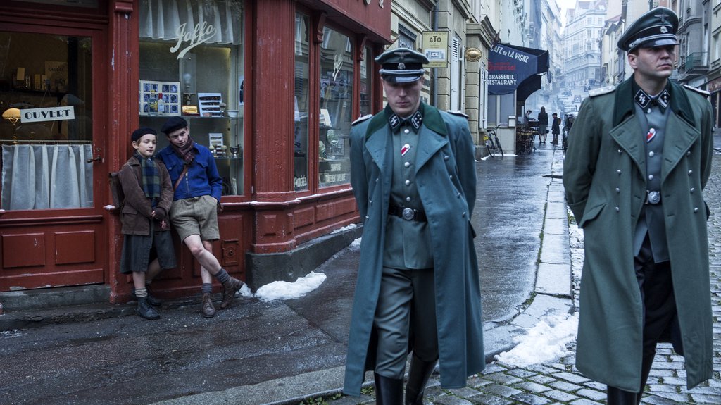 Photo from the movie A Bag of Marbles