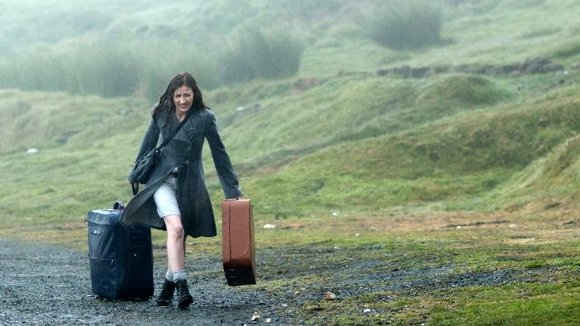 Photo from the movie The Decoy Bride