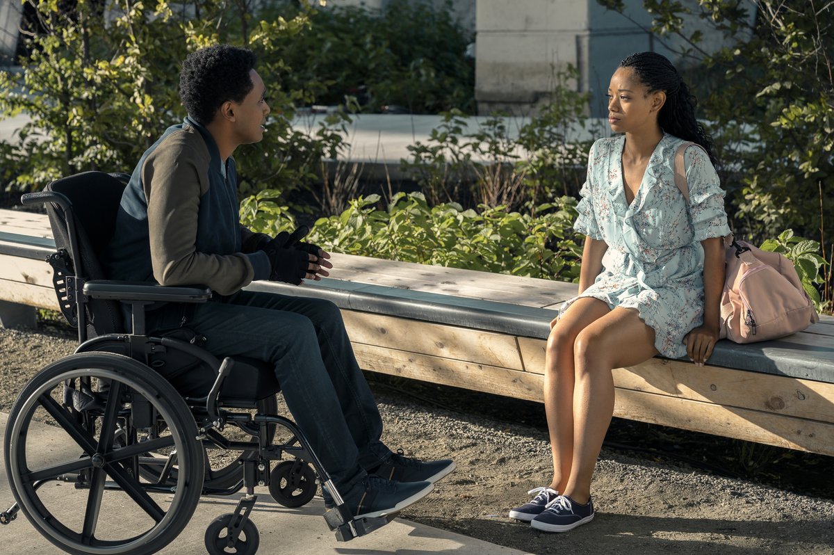 Photo from the movie Tiny Pretty Things