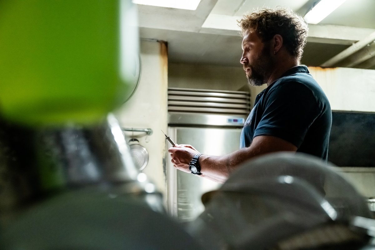 Photo from the movie Dangerous Animals