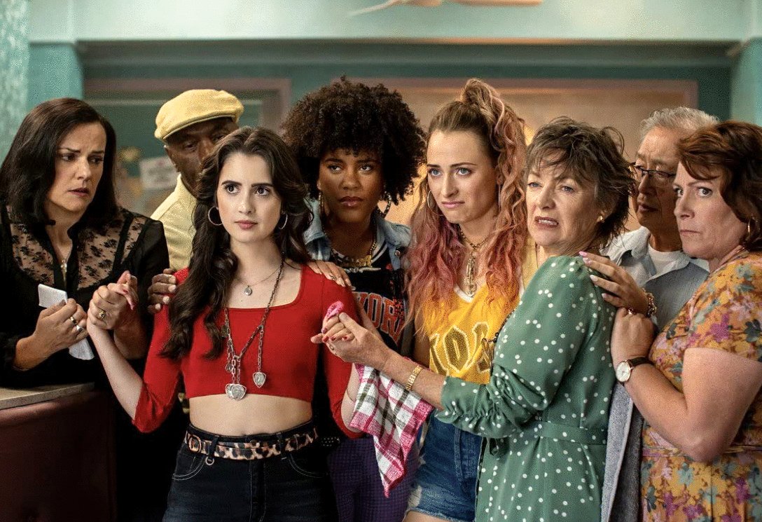 Photo from the movie The Royal Treatment