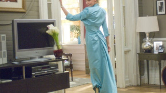 Photo from the movie 27 Dresses