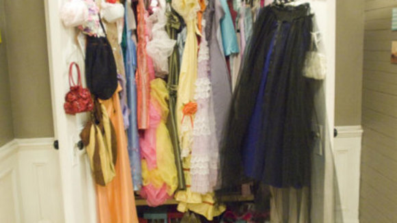 Photo from the movie 27 Dresses