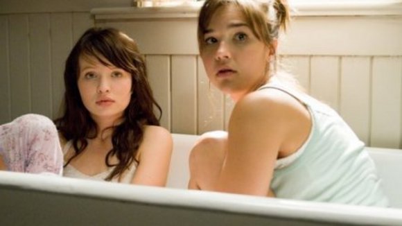 Photo from the movie The Uninvited