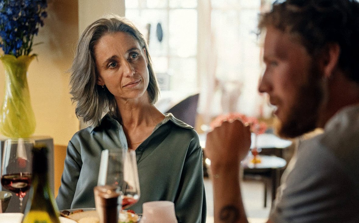 Photo from the movie A Beautiful Life