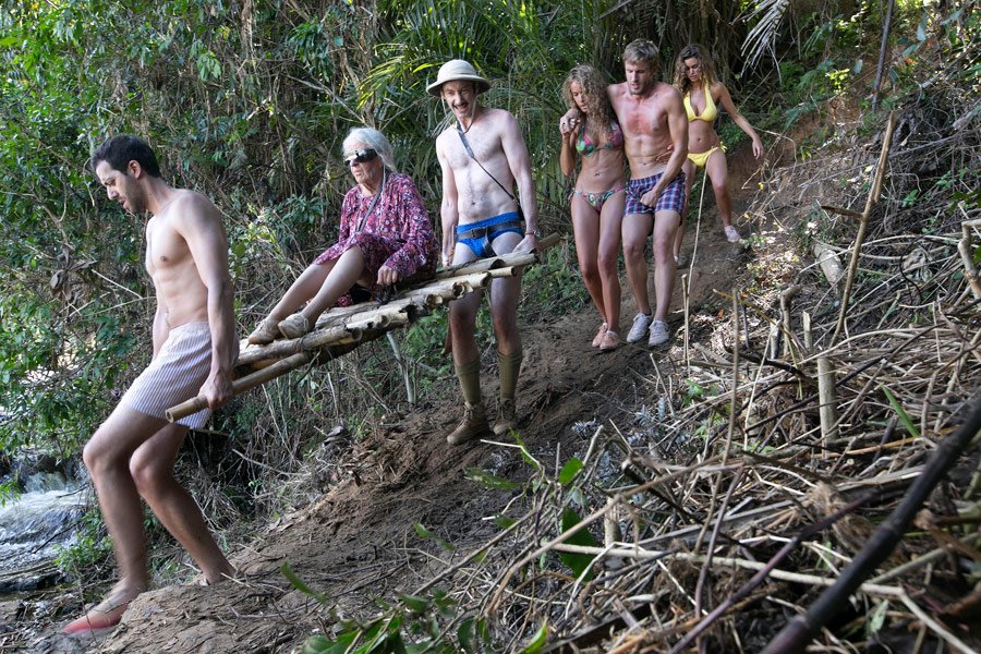 Photo from the movie Babysitting 2: Tous dans le sud