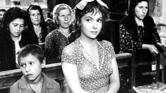 Photo from the movie Bread, Love and Dreams