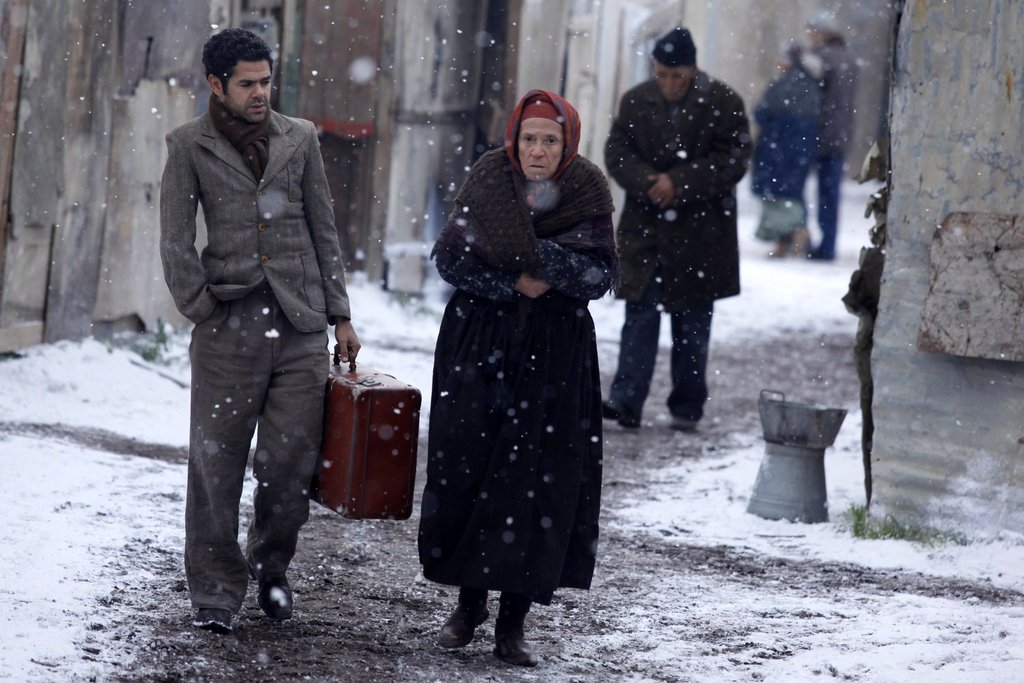 Photo from the movie Outside the Law