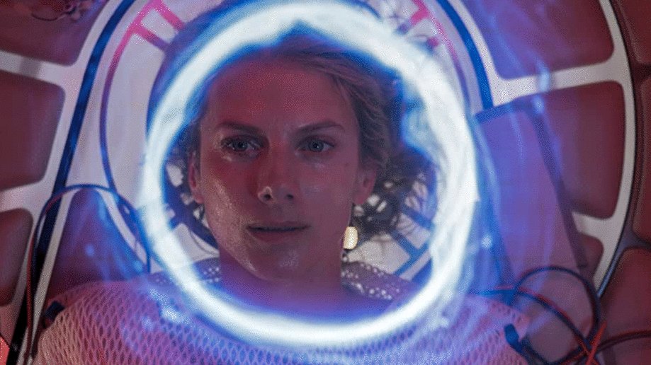 Photo from the movie Oxygen