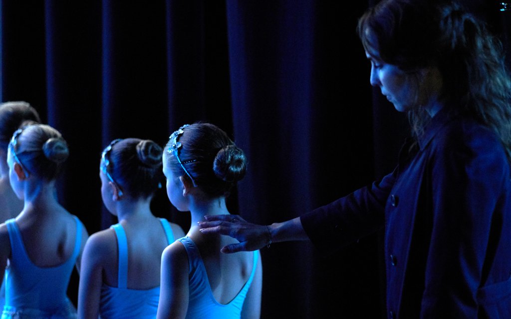 Photo from the movie Angel of Mine