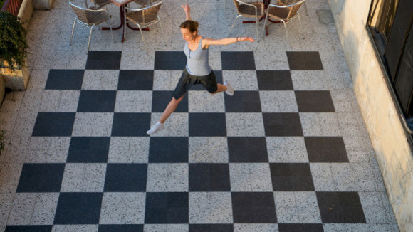 Photo from the movie Queen To Play