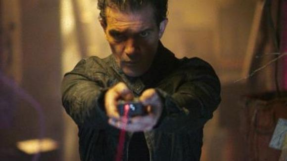 Photo from the movie Thick as Thieves