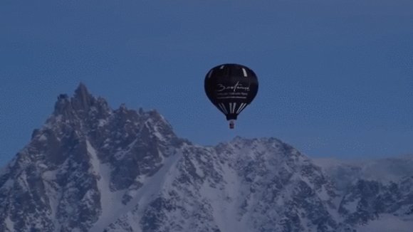 Photo from the movie We Love You, You Bastard