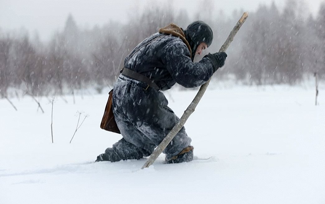 Photo from the movie The Pilot. A Battle for Survival