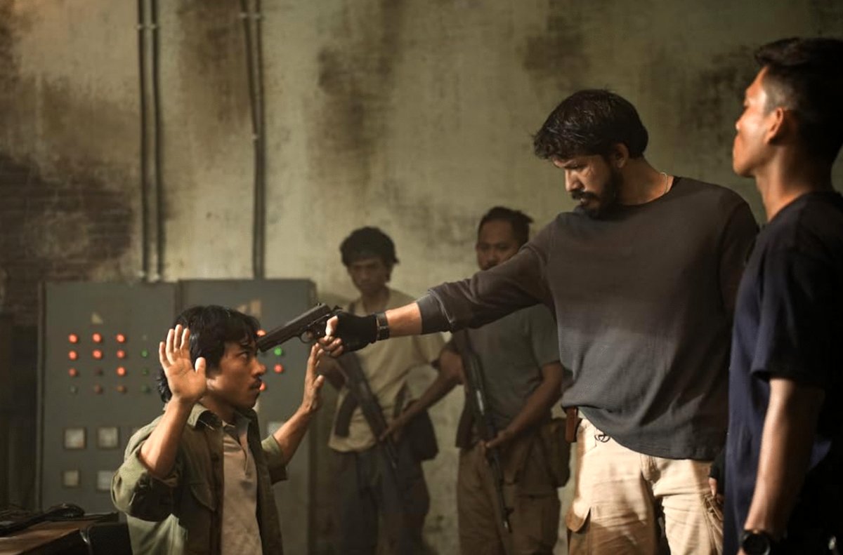 Photo from the movie 13 Bom di Jakarta