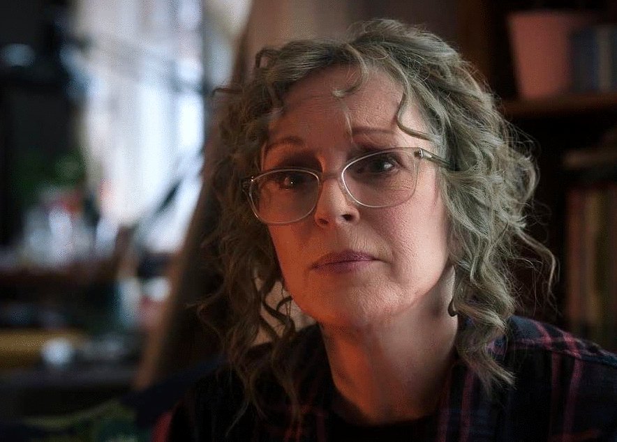 Photo from the movie The Noel Diary