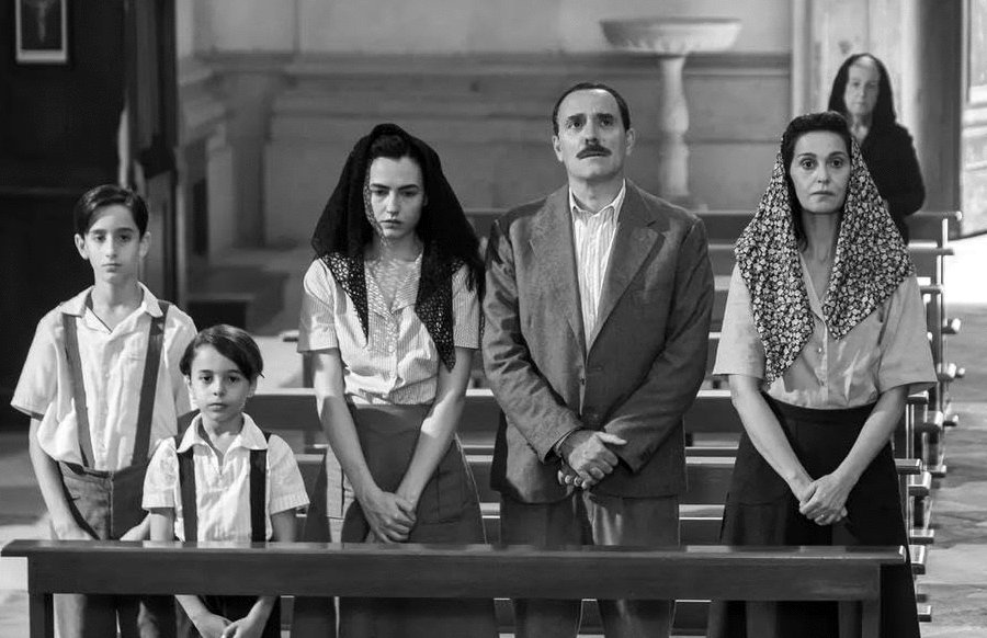 Photo from the movie Il reste encore demain