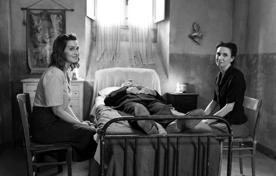 Photo from the movie Il reste encore demain