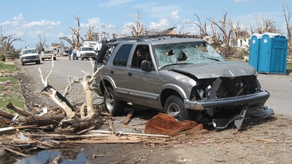 Photo from the movie Tornado Alley