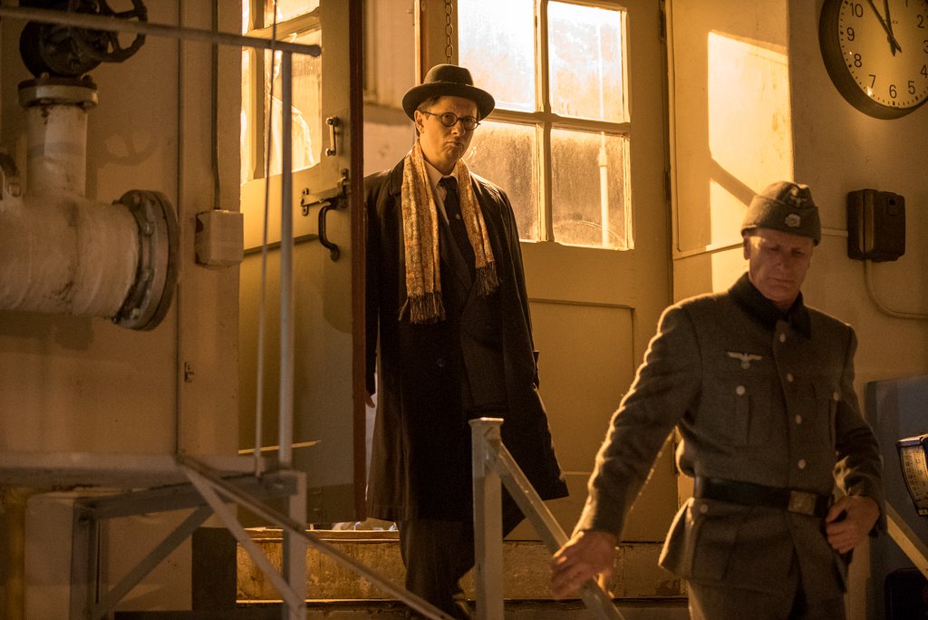 Photo from the movie Le Cyclotron