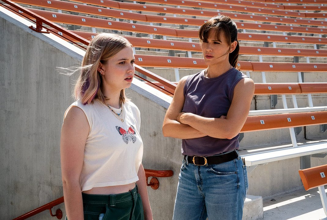 Photo from the movie The Last Thing He Told Me