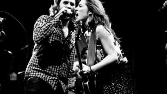 Photo from the movie This Movie Is Broken