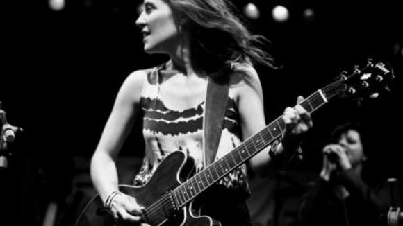 Photo from the movie This Movie Is Broken