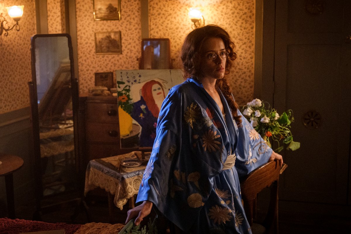 Photo from the movie The Electrical Life of Louis Wain