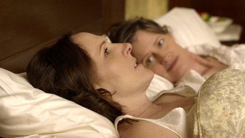 Photo from the movie Wild Nights with Emily