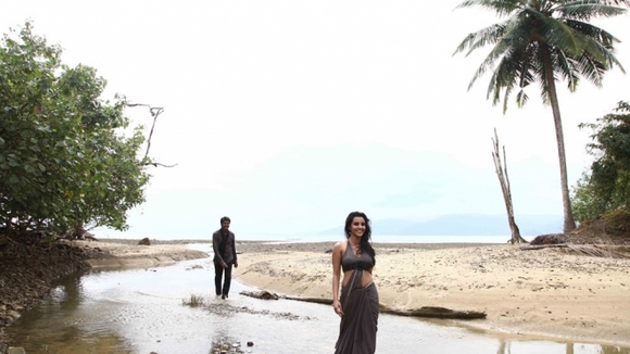 Photo from the movie Ethir Neechal