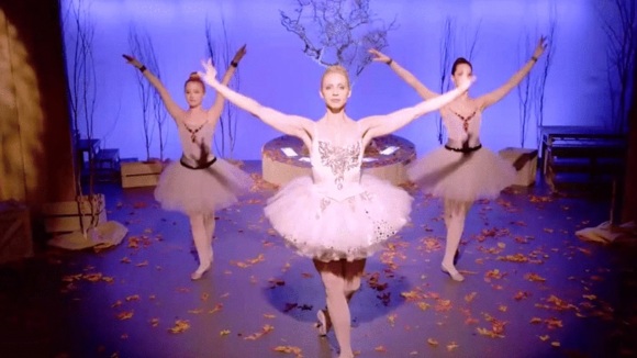 Photo from the movie Girl on the Edge