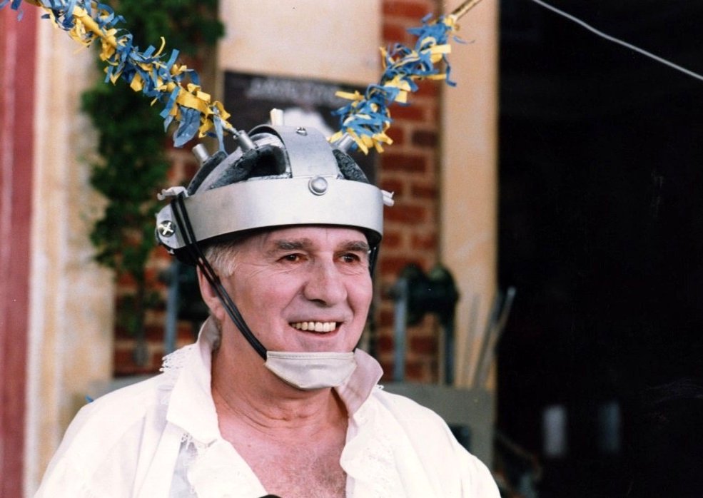 Photo from the movie One Hundred and One Nights