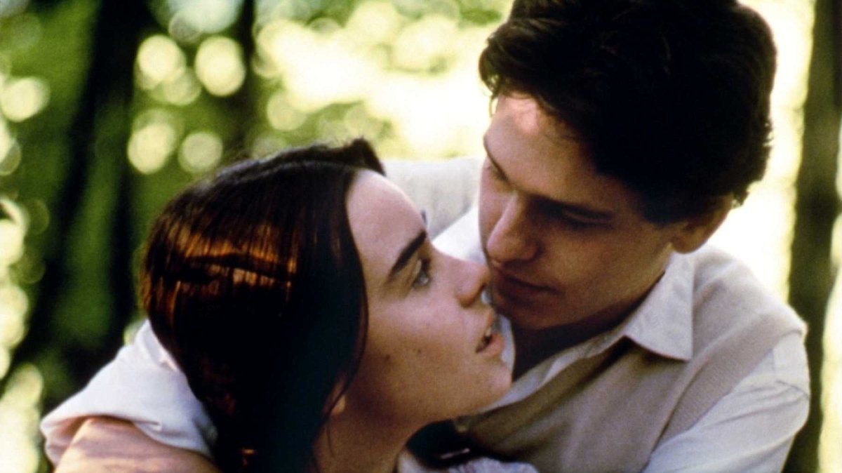 Photo from the movie Wild Reeds [1994]