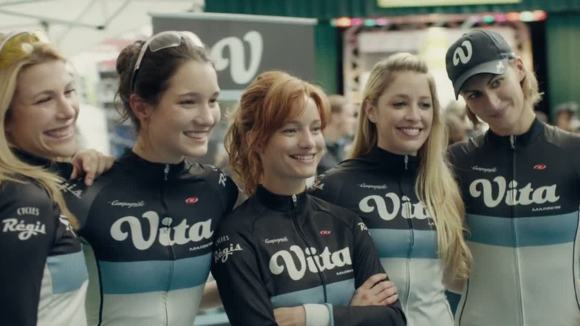 Photo from the movie La Petite Reine: Downfall of a Champion