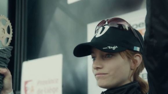 Photo from the movie La Petite Reine: Downfall of a Champion