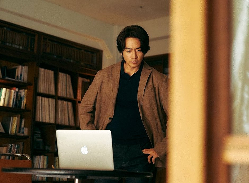 Photo from the movie Hidden Face