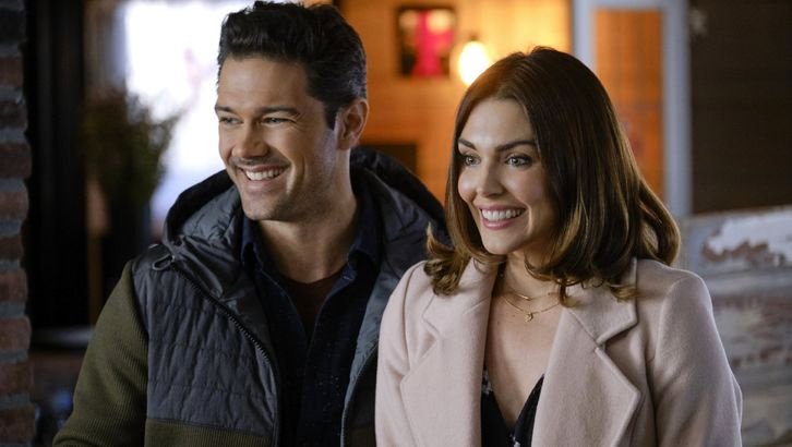 Photo from the movie Matching Hearts