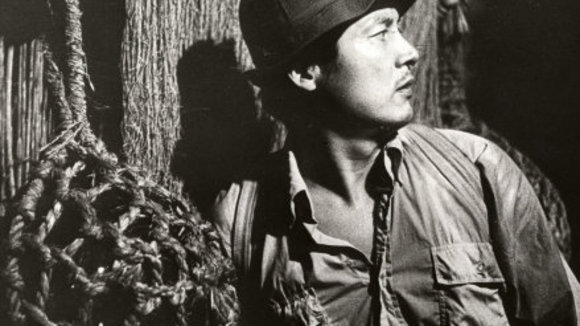 Photo from the movie Woman in the Dunes