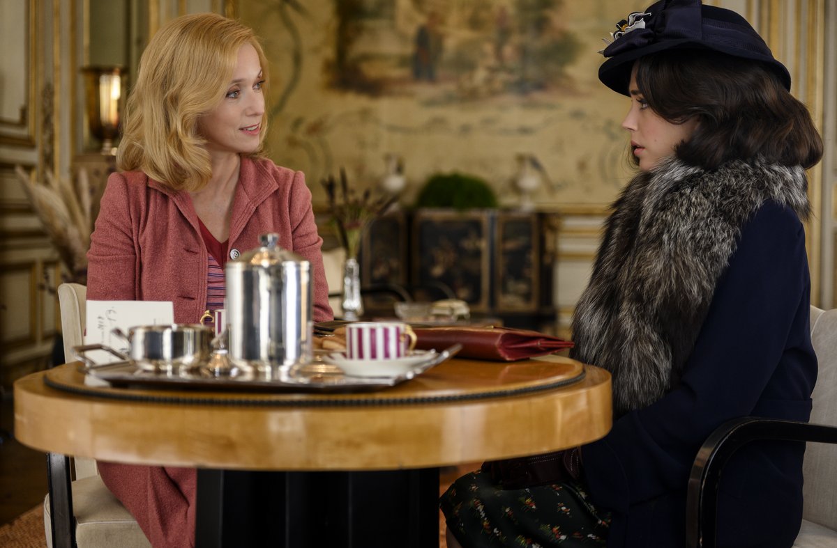 Photo from the movie The Colors of Fire