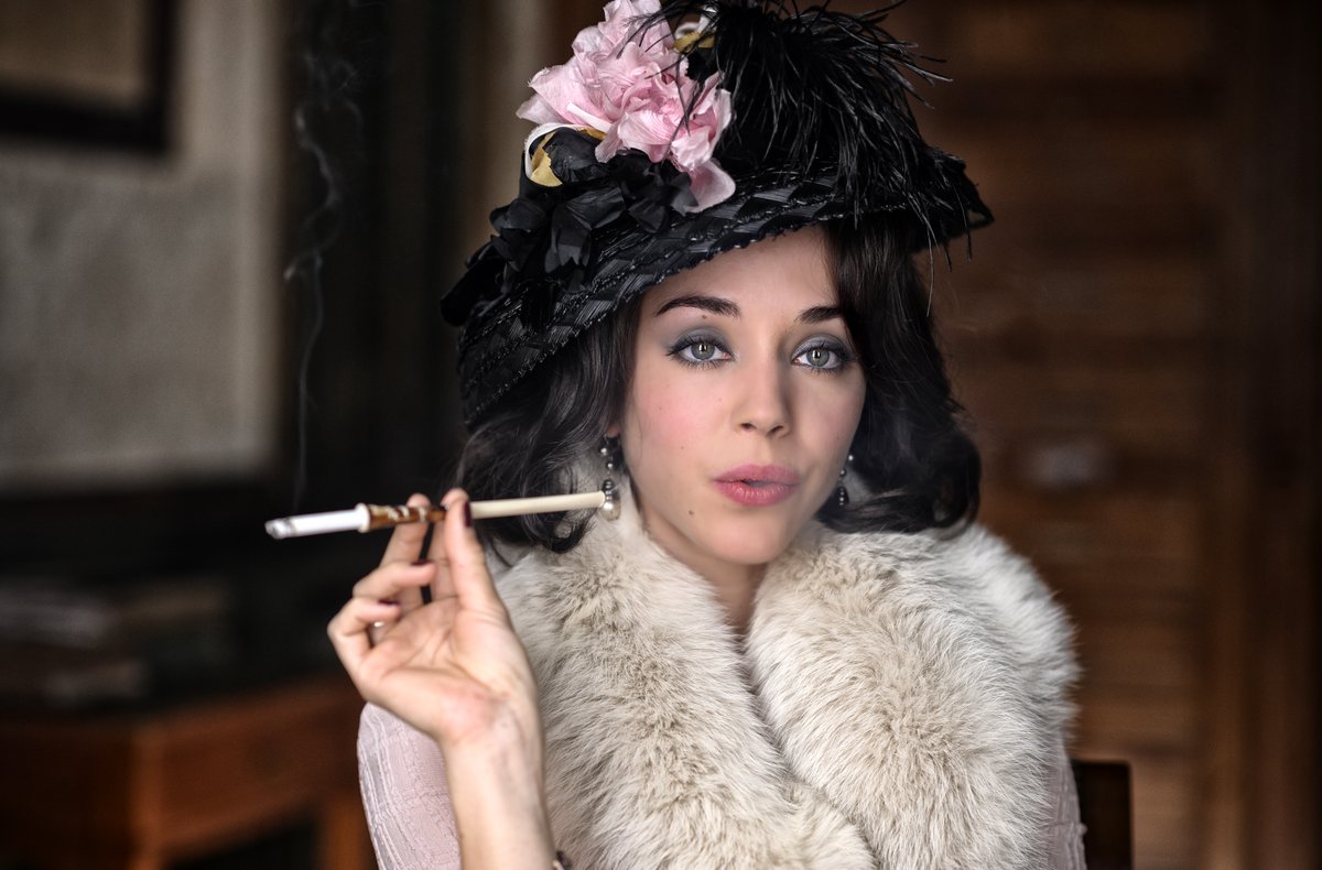 Photo from the movie The Colors of Fire