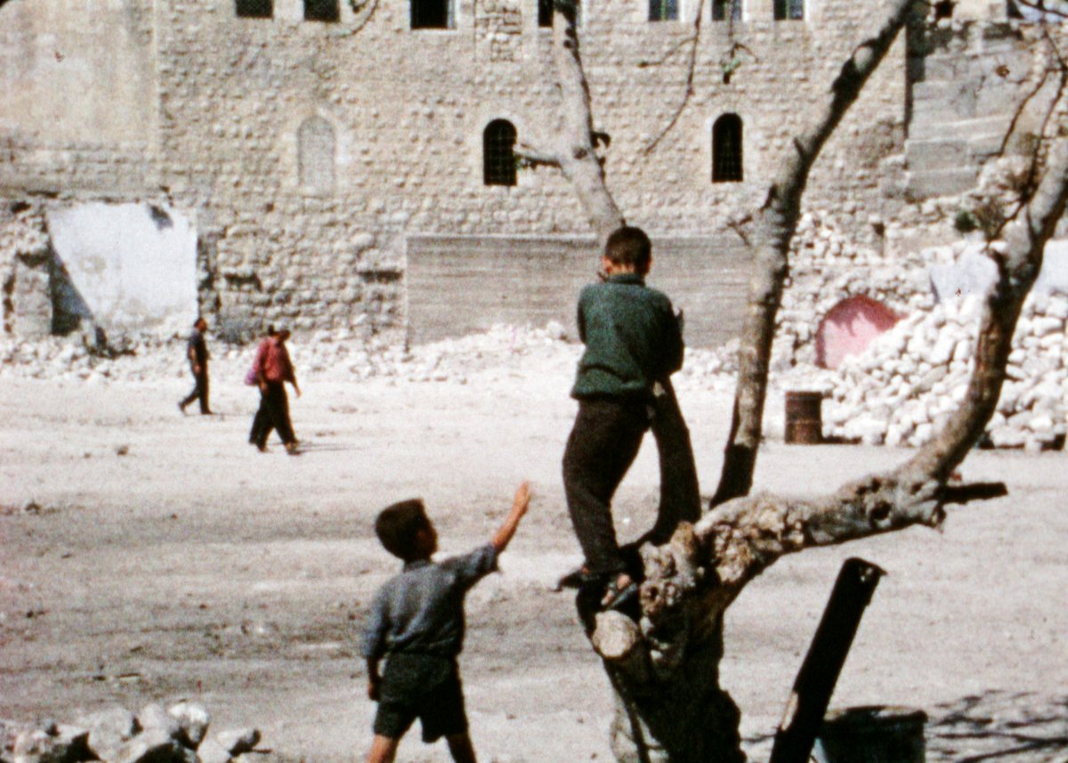 Photo from the movie Aznavour, le regard de Charles