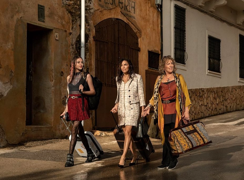 Photo from the movie Land of Women