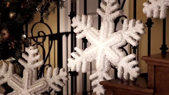 Photo from the movie Saving Christmas