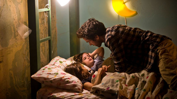 Photo from the movie Chinese Puzzle