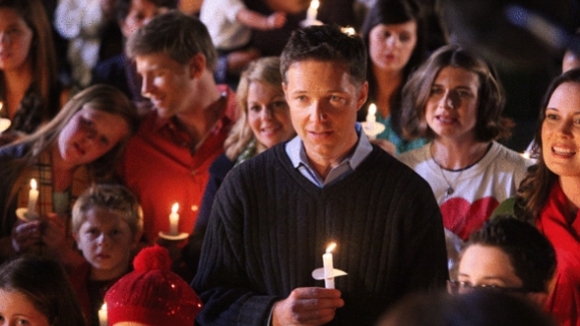 Photo from the movie The Heart of Christmas